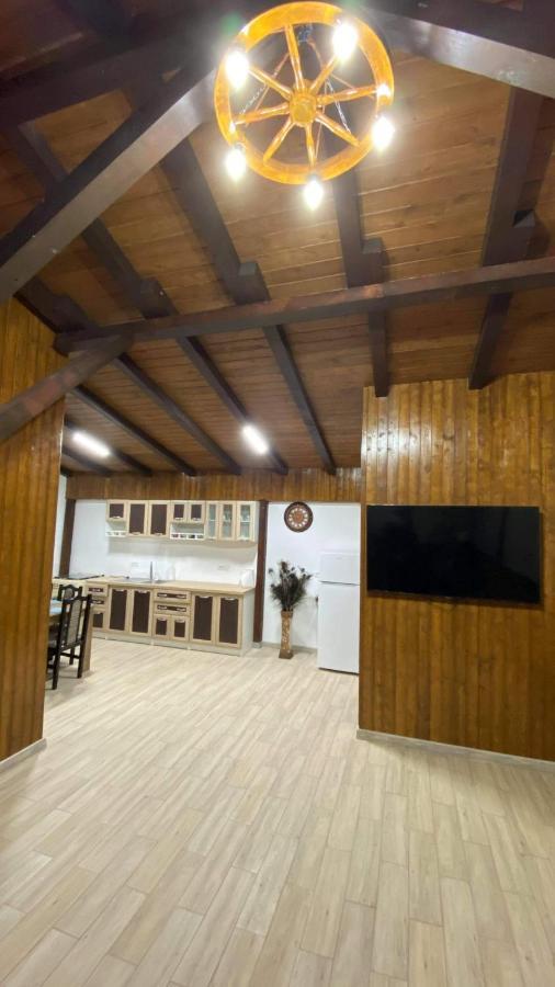 Lodge Casa De Lemn *