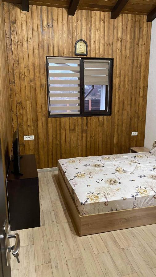 Lodge Casa De Lemn *